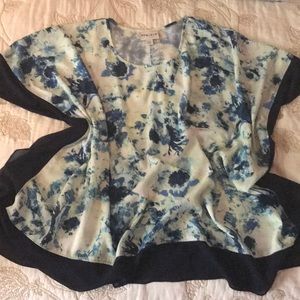 Ava & Viv Poncho-style blouse